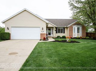 406 Greystone Dr NE, Rockford, MI 49341