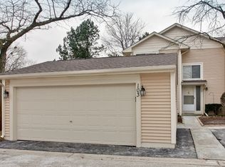 103 Saratoga Ct, Vernon Hills, IL 60061