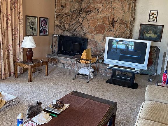 4th image of 18666 Niles Dr