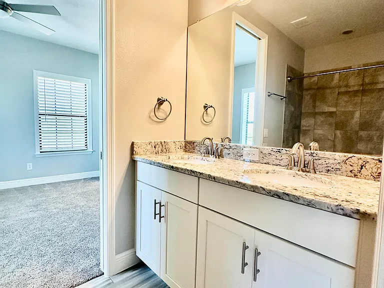 2523 Rodina Dr — Photo 41
