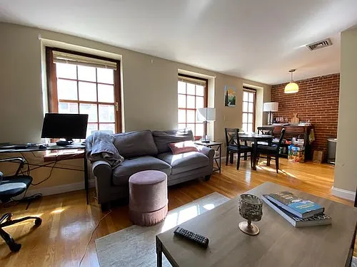 15 Sheafe St Photo 1
