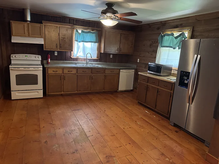 1001 County Road 119 — Photo 3