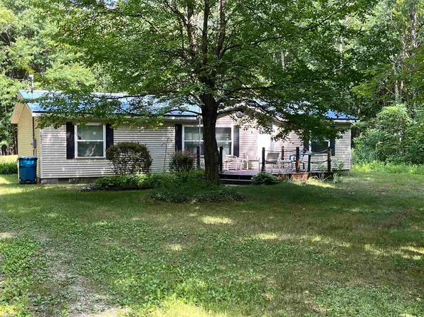 1343 SE County Line Rd, Shepherd, MI 48883