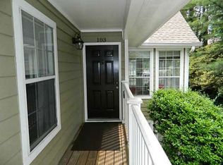 103 Berkeley Woods Dr, Duluth, GA 30096