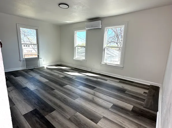 825 E Morningside Dr #A, Fort Worth, TX 76104