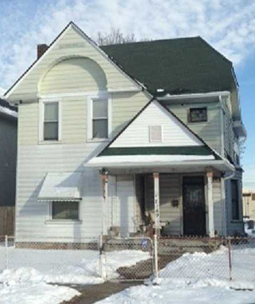 1st image of 2149 N Park Ave