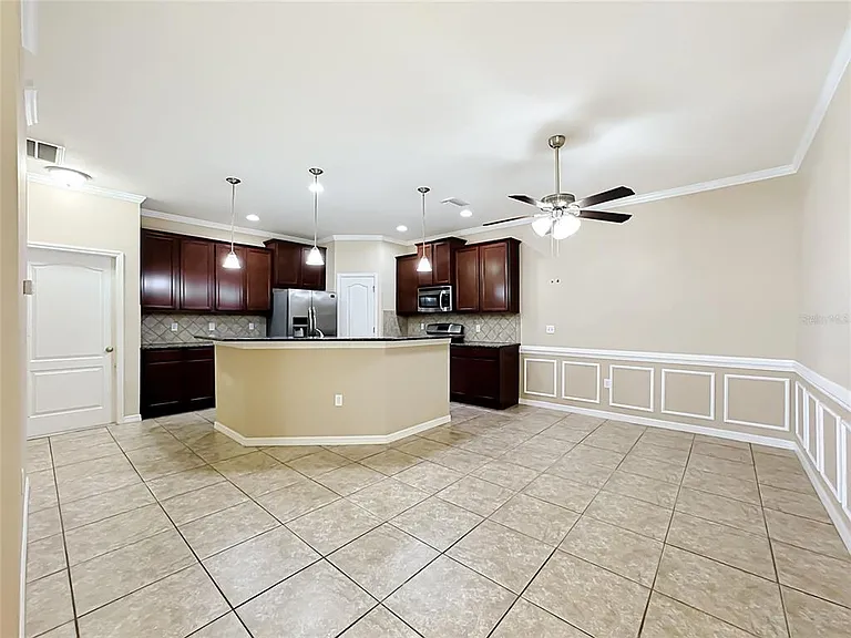 7434 Surrey Pines Dr — Photo 10