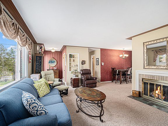 5th image of 2520 Bruce Dr