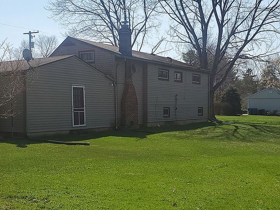 3rd image of 6512 Shaulis Ct