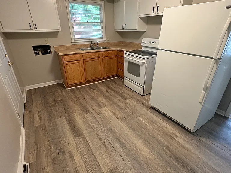 3231 Oberlin Dr — Photo 3