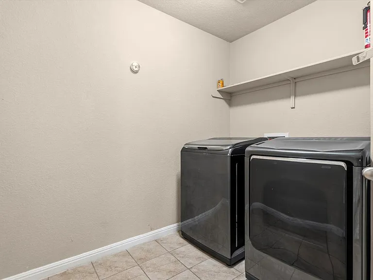 11100 Dawes Pl — Photo 28