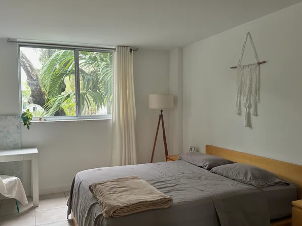 680 NE 64th St APT A208, Miami, FL 33138