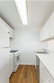 275 W 96th St #21C — Photo 3