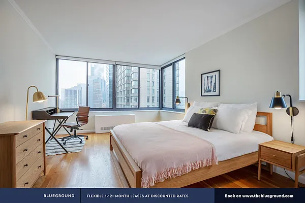 Rented by The Blueground | media 7