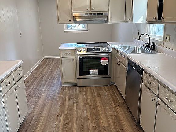New LVP Flooring