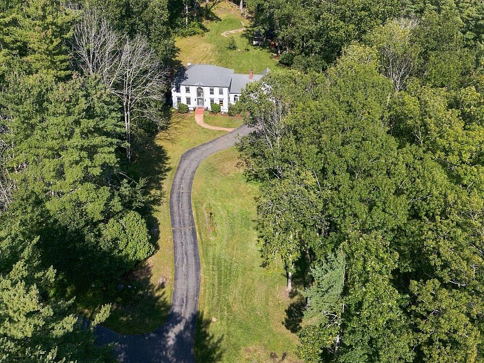 1st image of 1 Payneton Hill Road