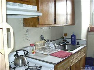 4th image of 39-76 57th St APT 7B