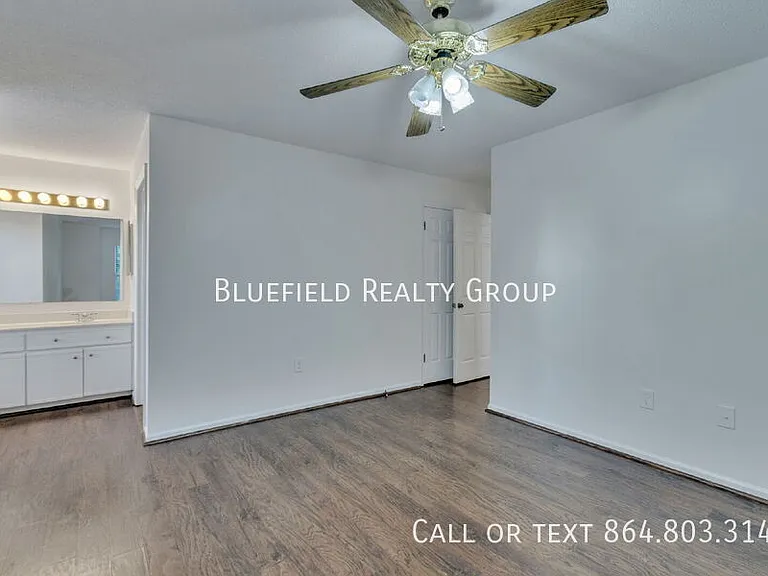 4614 Old Spartanburg Rd #15 — Photo 16