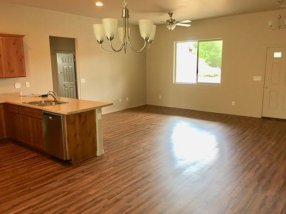 2nd image of 5326 N Mission Ln