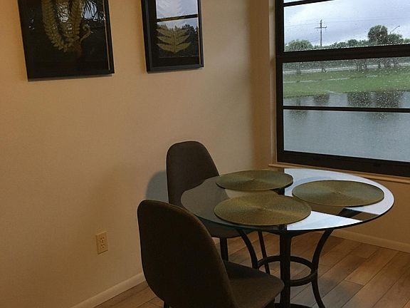2nd image of 2 Plantation Dr APT 201