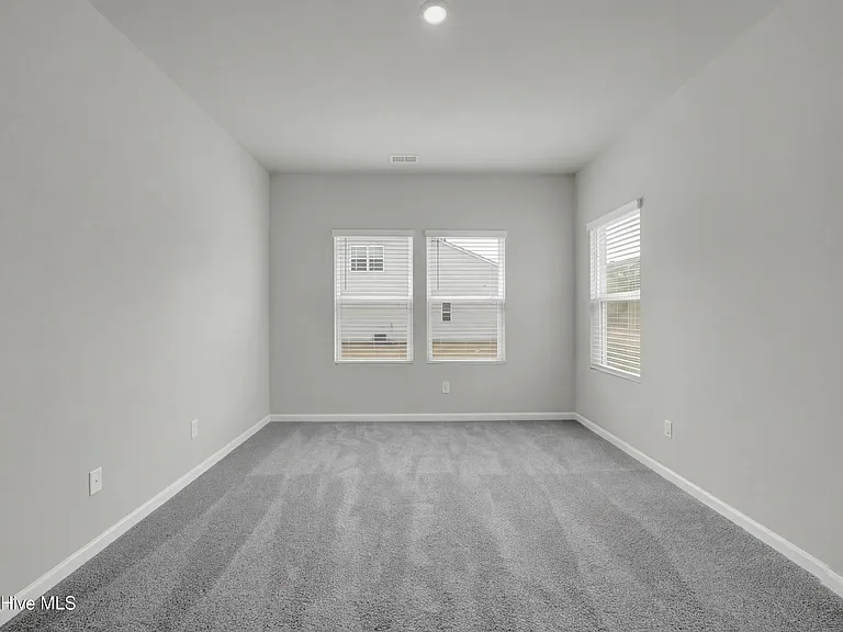 246 Arnette Dr #B — Photo 7