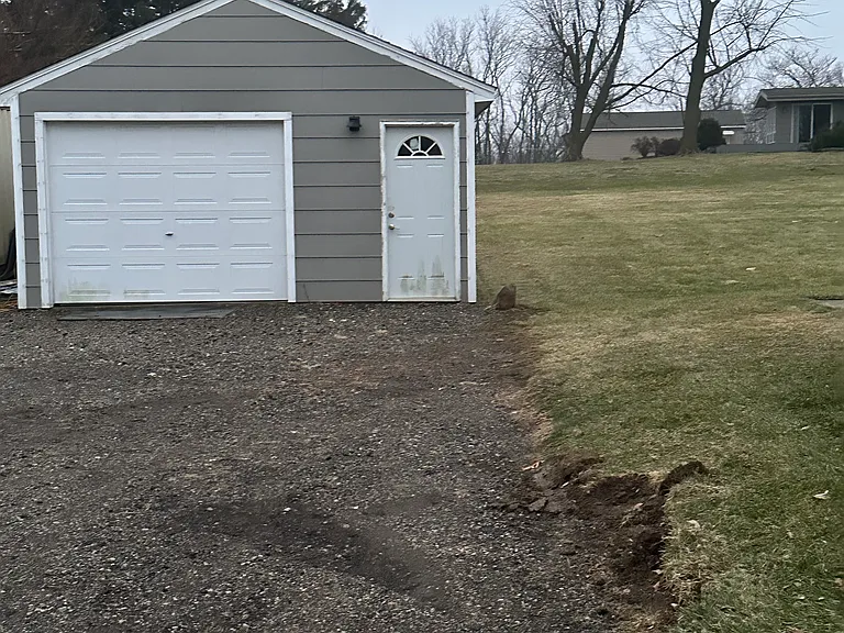 4409 Lakeside Rd — Photo 3