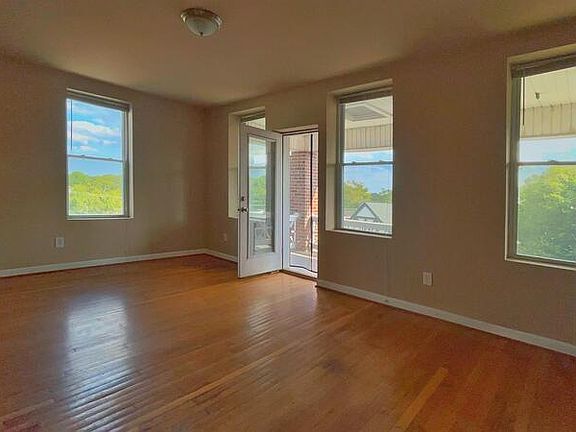 2nd image of 112 W 39th St #8