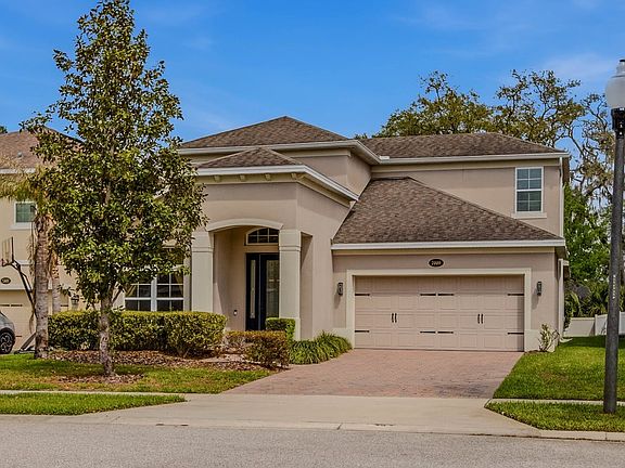 3rd image of 2669 Peony Dr