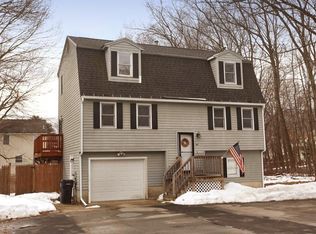 64 Acorn St, Haverhill, MA 01832