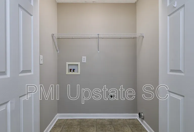 515 S Brown Beaver Ct — Photo 4