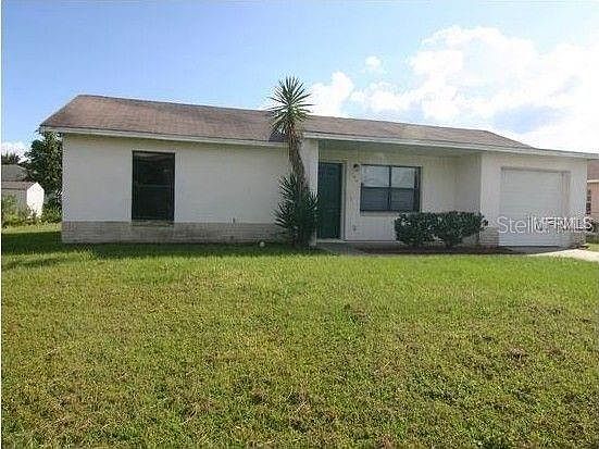 1st image of 704 Bear Way