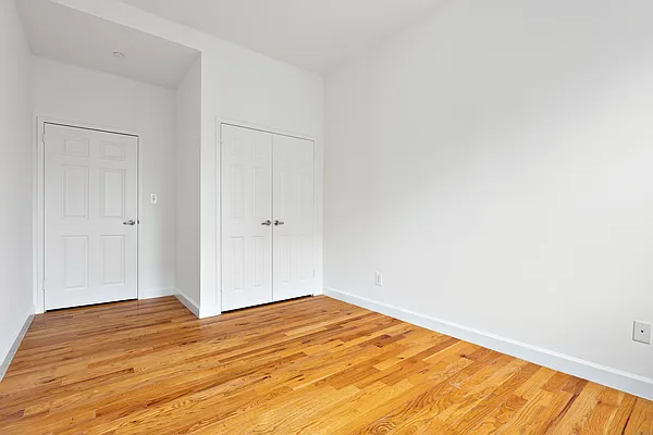 Sold by Compass | media 7