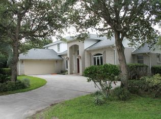 1222 N Lakeshore Dr, Niceville, FL 32578