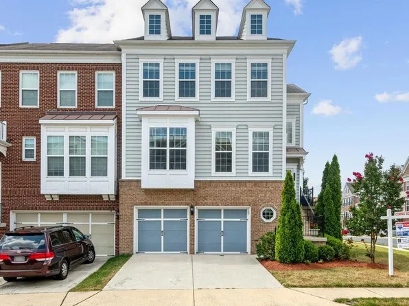 43617 White Cap Ter, Chantilly, VA 20152