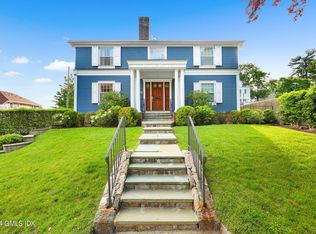 6 Benedict Pl, Greenwich, CT 06830