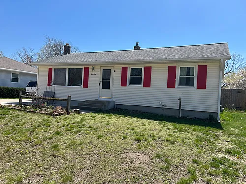 1210 Taylor Ave Photo 1