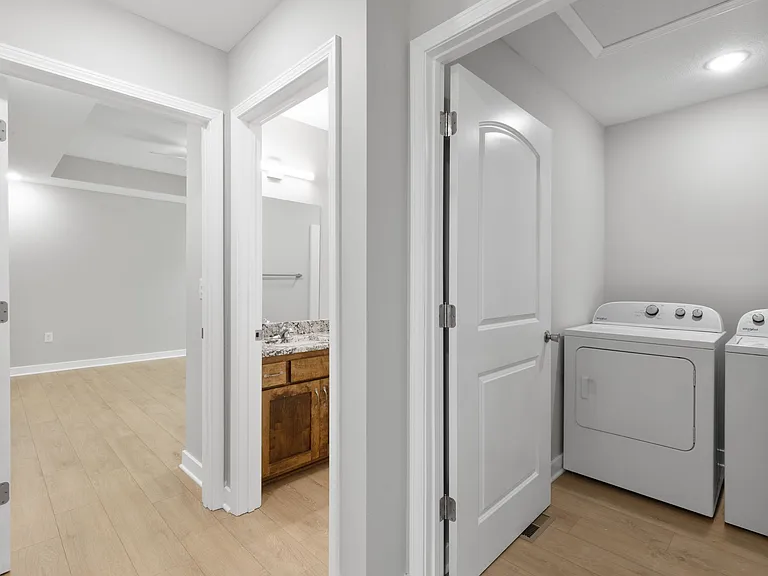 107 Allen Dr — Photo 19