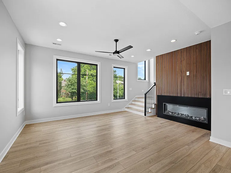 4824 Ingersoll Ave #4824 — Photo 9