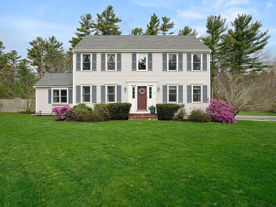 1st image of 5 Clark Dr