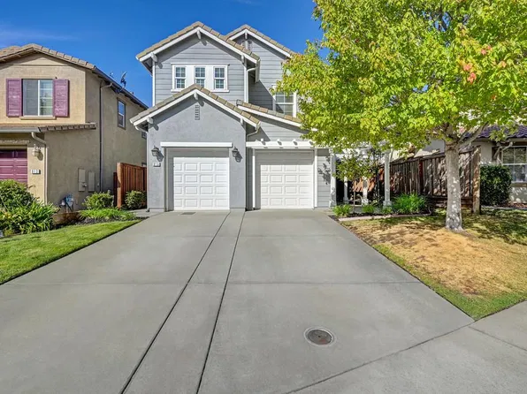915 Campfire Cir, Rocklin, CA 95765