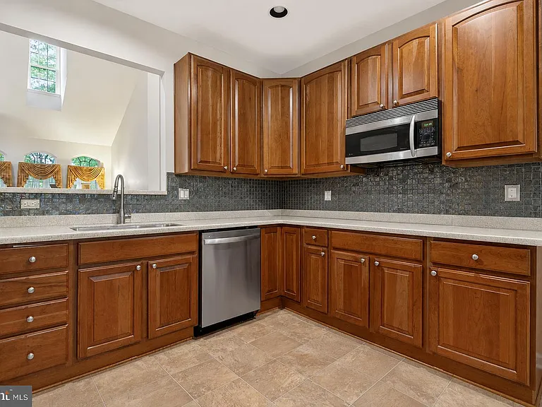 117 Teapot Ct #117 — Photo 16