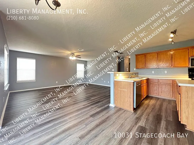 10031 Stagecoach Bay — Photo 14