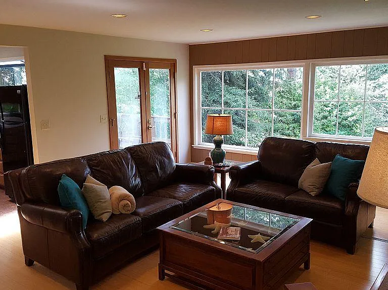 18600 Sound View Pl — Photo 3