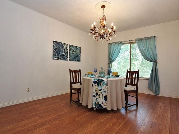 3rd image of 5019 Sunrise Hills Dr