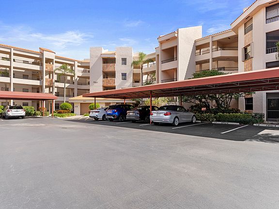 4th image of 7507 La Paz Blvd APT 407