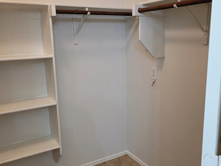 2608 Plantation Dr — Photo 27