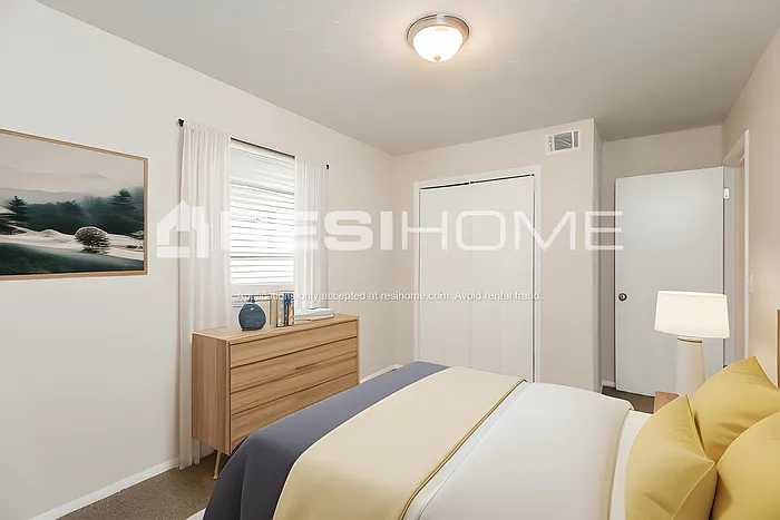 4721 Leslie Dr — Photo 10