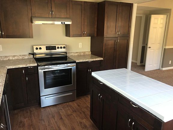 5th image of 3331 Pine Oaks Ln