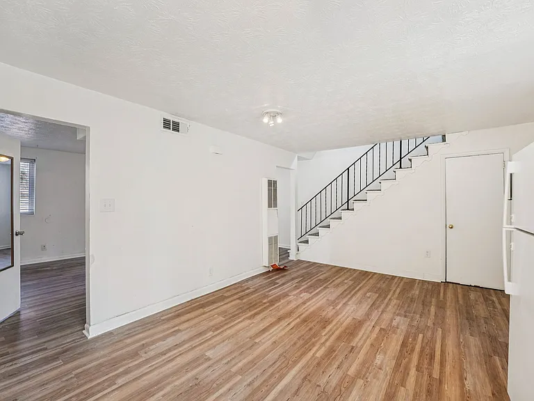4902 Valley Dale Ct SW #A — Photo 11