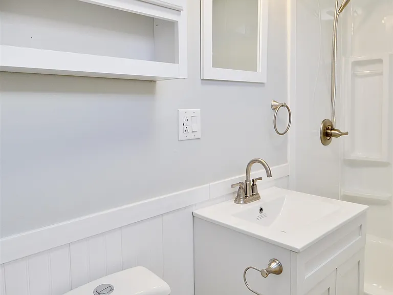 513 Avenue A #1 — Photo 10